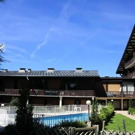 Grizzly - Skis Aux Pieds, Entierement Renove Mae-1051 Les Gets